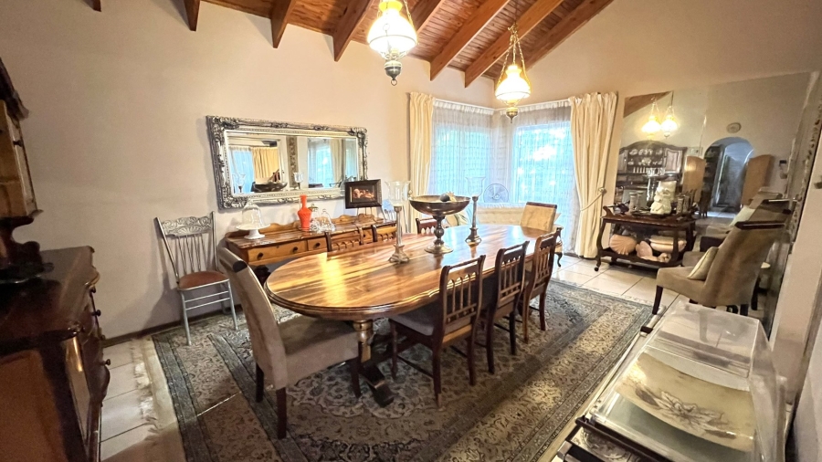 5 Bedroom Property for Sale in Fichardt Park Free State